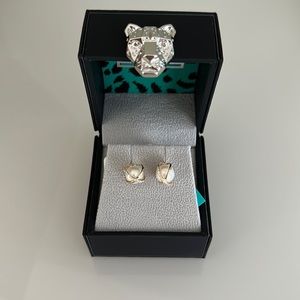 EFFY 14k gold freshwater pearl & Diamond stud earrings.